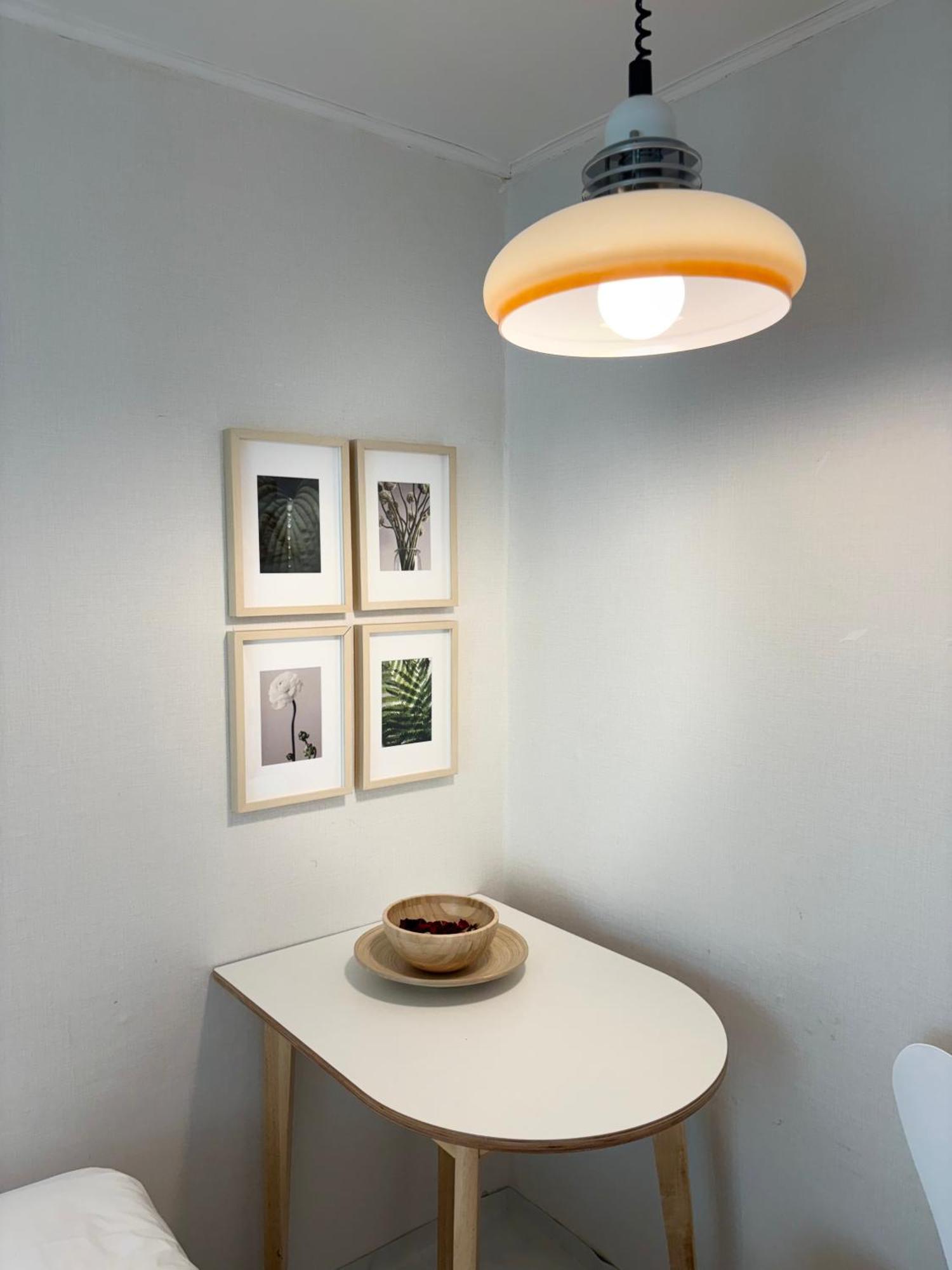 Apartment Modernstay Hongdae#mangwon Local Market 10mins, Hongdae, Airport Bus, Hanriver Park 10min,family *