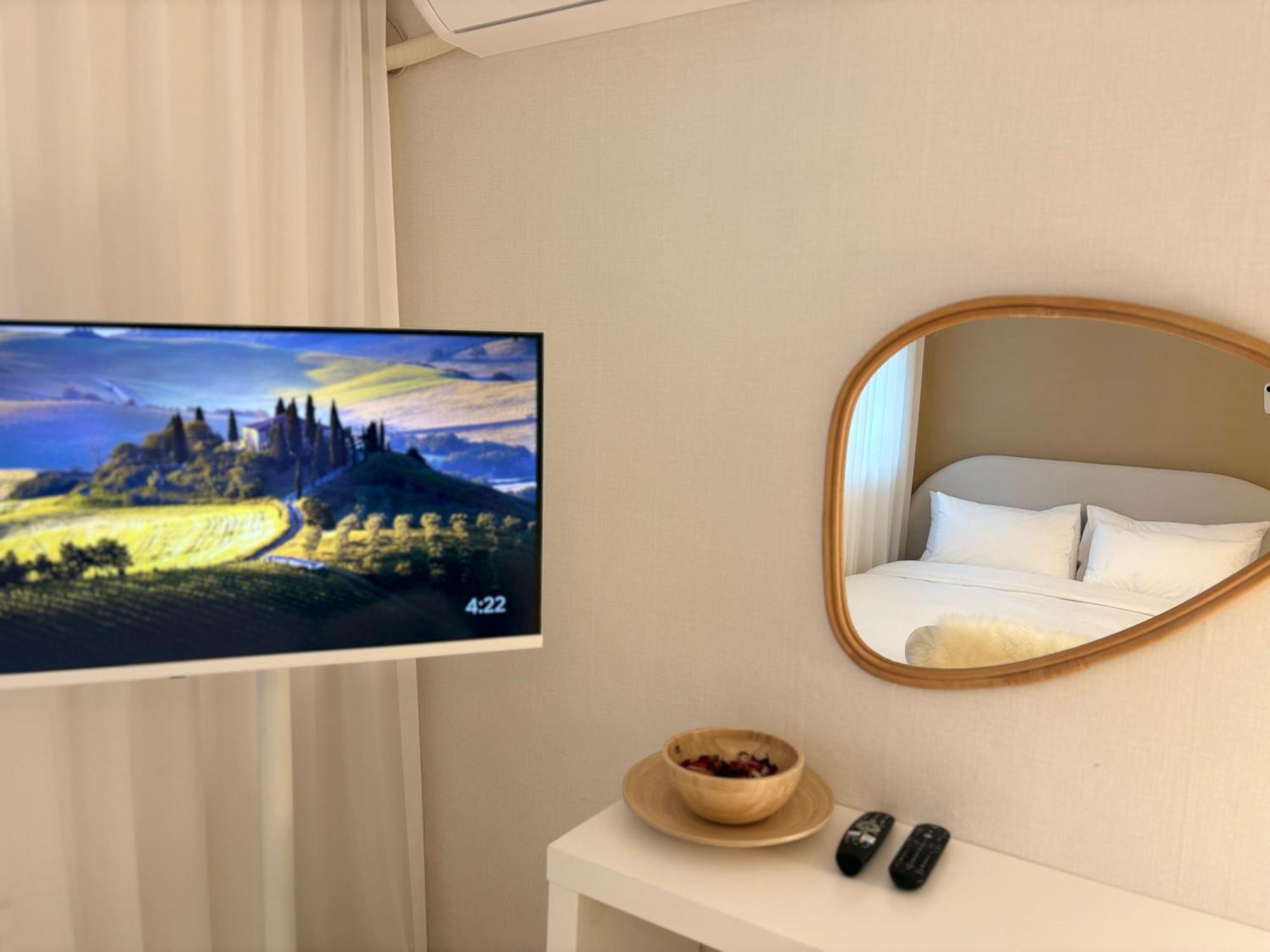 Modernstay Hongdae#mangwon Local Market 10mins, Hongdae, Airport Bus, Hanriver Park 10min,family *
